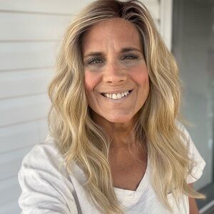 Bella Tress Rosella 100% Hand tied in Honey W Chai